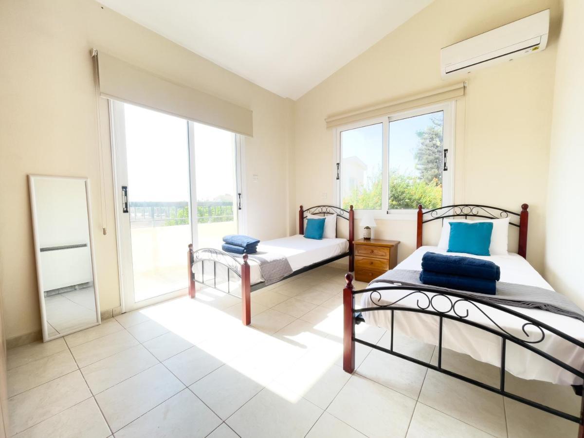 Sunset Pearl Holiday Villa Ayia Napa Bagian luar foto