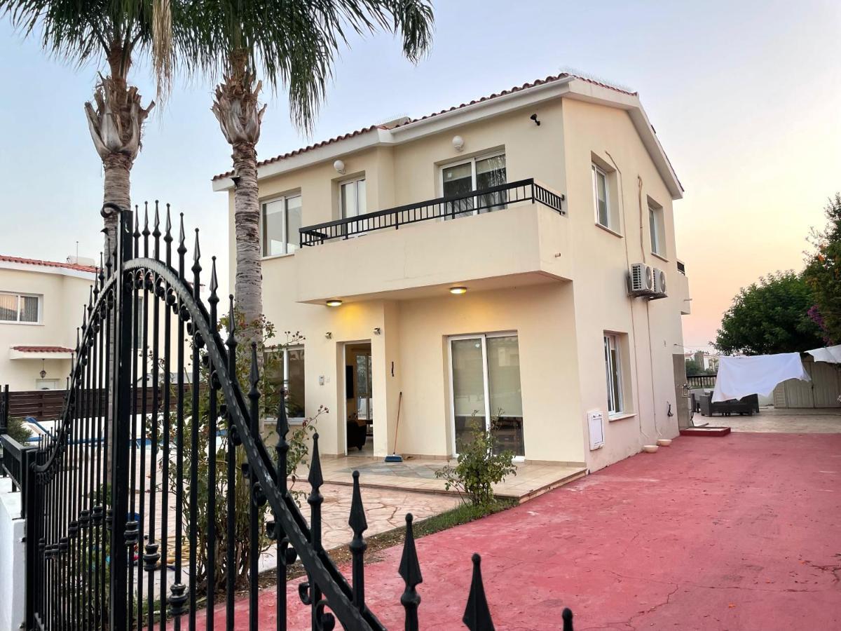 Sunset Pearl Holiday Villa Ayia Napa Bagian luar foto