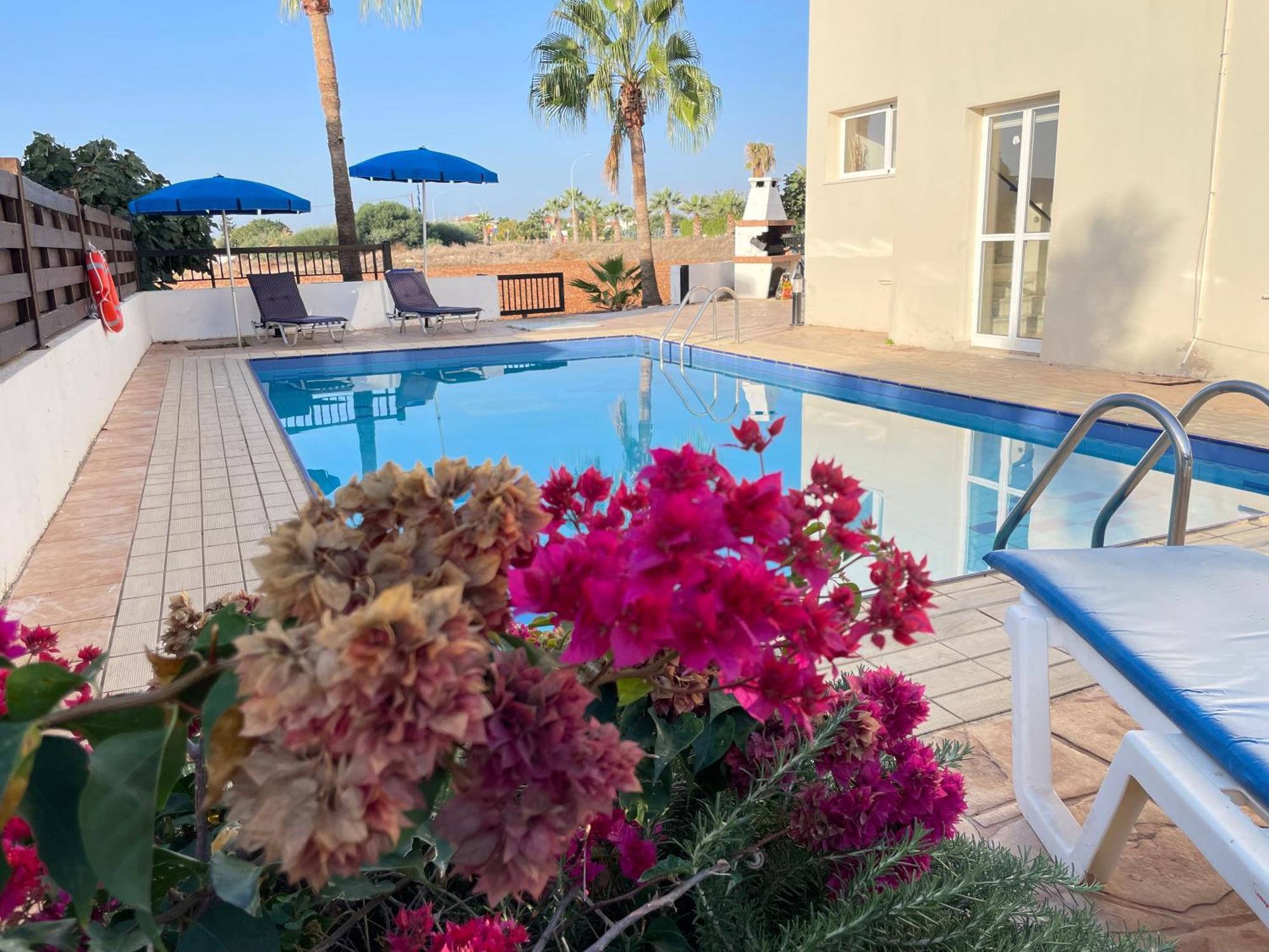 Sunset Pearl Holiday Villa Ayia Napa Bagian luar foto